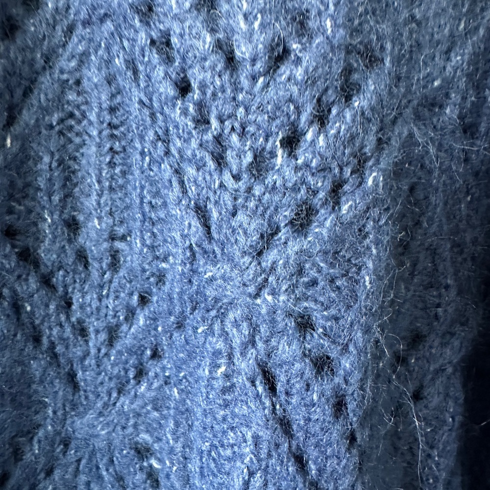 ✨NEW✨ Old Navy Women's Blue Crew Neck Sweater with Open Weave and Ruffle Detail - Picture 8 of 9